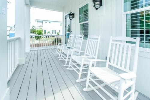 The GRAYTest 30A Beach House by RealJoy Vacations - image 9
