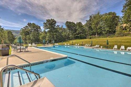 Cozy Tannersville Getaway Near Ski Resort! in Tannersville, USA