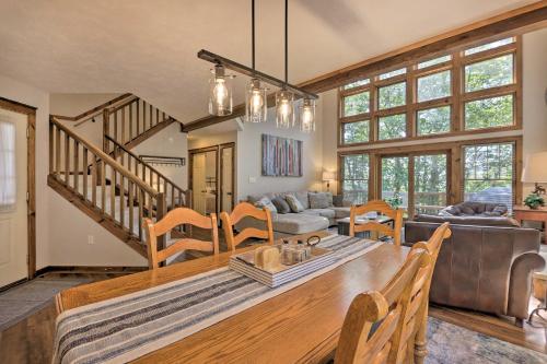 Cozy Tannersville Getaway Near Ski Resort! in Tannersville, USA