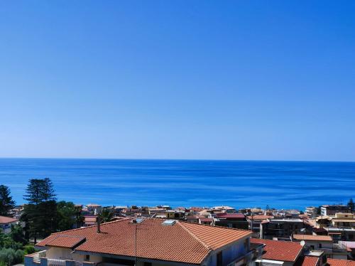 Apartment with Sea View image 7