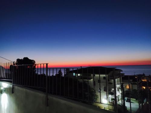 Double Room with Sea View image 10