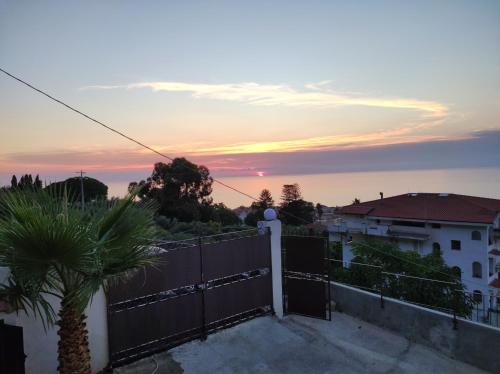 Double Room with Sea View image 3