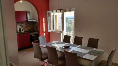 Apartments with a parking space Vinisce Trogir - 12676 - image 4