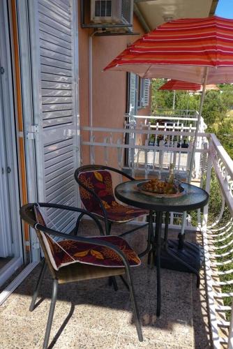 Apartments with a parking space Vinisce Trogir - 12676 - image 6
