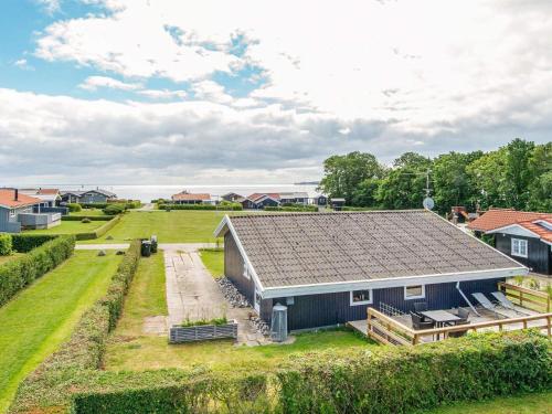 . Two-Bedroom Holiday home in Juelsminde 7