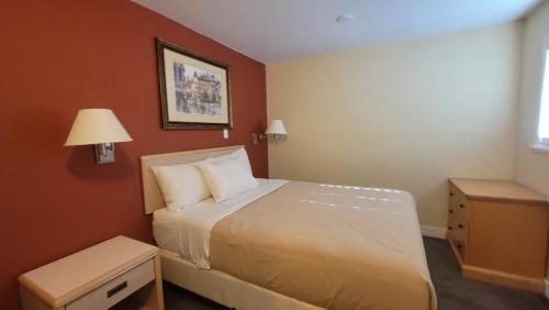 2 bedrooms, 3 beds