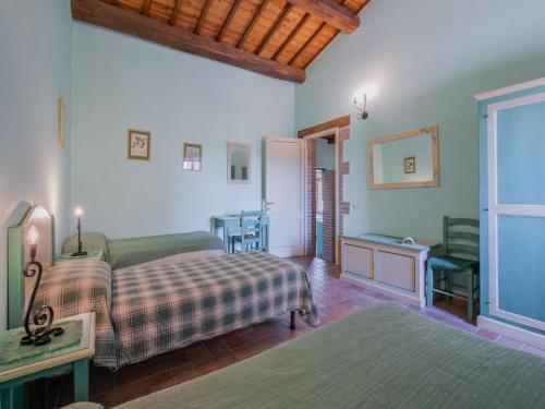 Holiday Home in Sellano with Pool & Sun Terrace in Selano