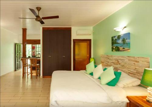 La Digue Self-Catering Apartments