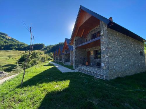 Hotelli välisilme, Vila Alpini Lepushe in Lëpushë