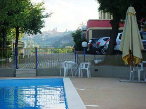 Vistas, Hotel La Meridiana in Urbino