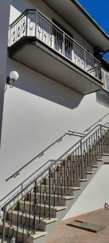 La terrazza di Elena in Аббадо Сан Сальваторе
