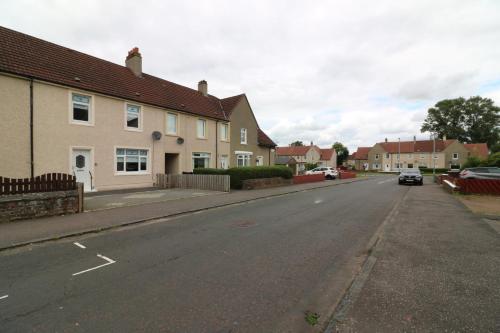 Signature - New View Place in Orbiston