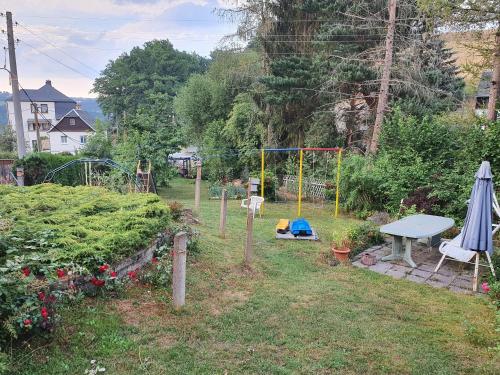 Játszótér, Ferienwohnung West - Alte Schule Sachswitz in Greiz