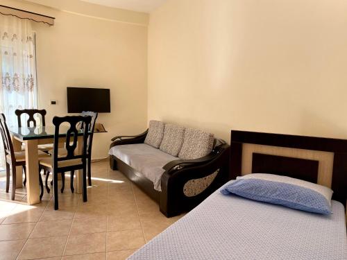OniRana Apartments