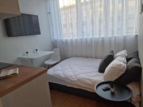 Bright Work&Study Studio with Rest Area, Tallinn (photo 9)