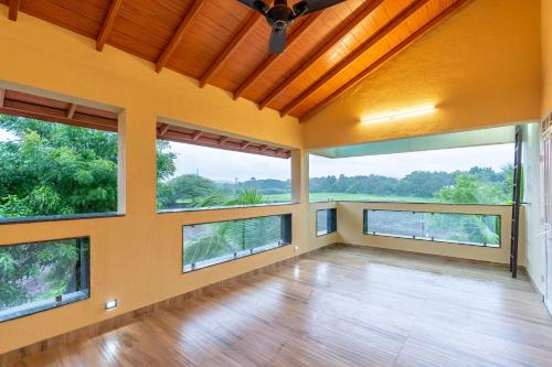 Coco Palm's by StayVista - Amidst grape farms, Enjoy plunge pools, Games room & a spacious lawn Coco Palm's by StayVista - Amidst grape farms, Enjoy plunge pools, Games room & a spacious lawn