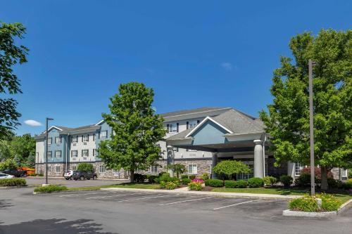 Comfort Inn & Suites East Greenbush - Albany - Hotel - East Greenbush