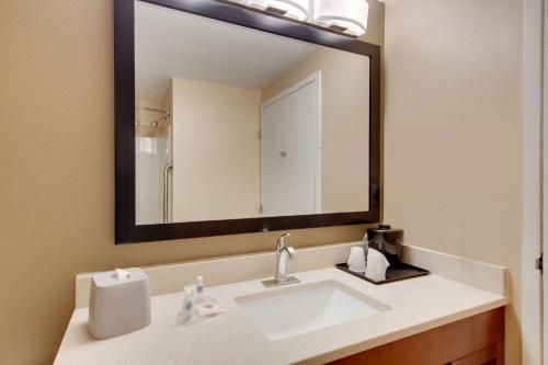 Comfort Inn Airport Roanoke