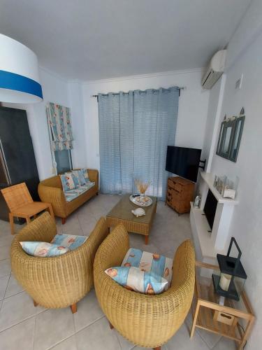 Posidi Holidays Apartment - Kalandra