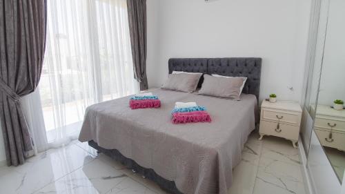 Emerald seaside residence at Four Seasons Emerald seaside residence at Four Seasons