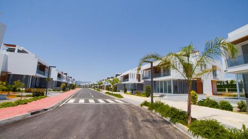 Emerald seaside residence at Four Seasons Emerald seaside residence at Four Seasons