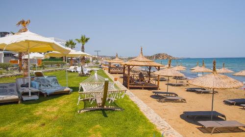 Emerald seaside residence at Four Seasons Emerald seaside residence at Four Seasons