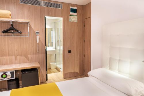 Caledonian - main image