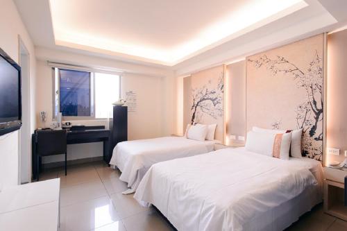 Kiwi Express Hotel-Kaohsiung Station in Sanmin District