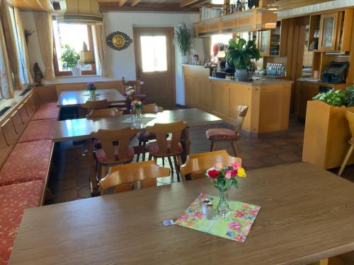 Restoran, Gasthaus Sonne in Muhlhausen im Tale
