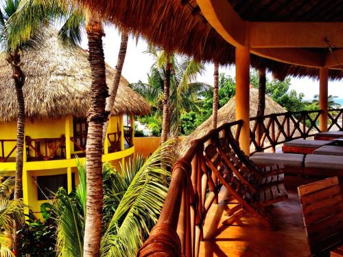 Balcony/terrace, One Love Hostal Puerto Escondido in Puerto Escondido