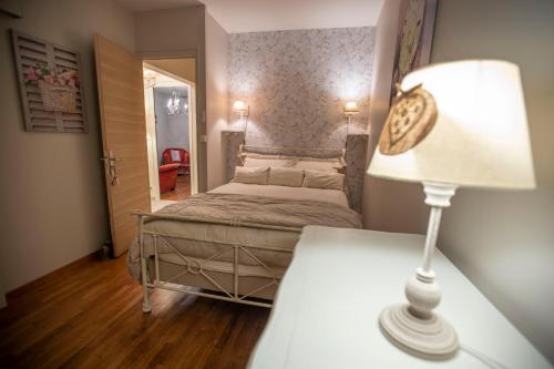 Chambre de Charme dans maison d'hote "Le Petit Clouet" - Rochecorbon chambre d'hôte Rochecorbon