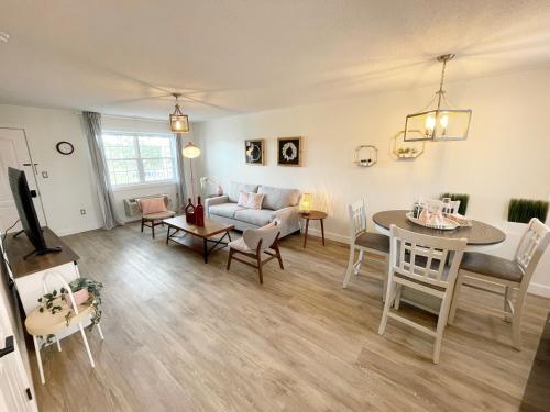 Gateway to Greenwich Suites in St Peters Bay (PE)