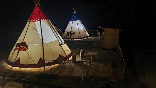 Tipi Bieszczady Puchary - Hotel - Hoczew