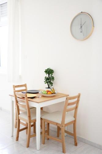 Instalações, Modern and spacious apartment in downtown in Downtown