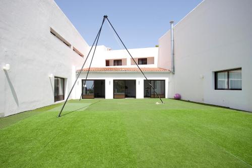 Apartamentos Club Cala Azul - image 2