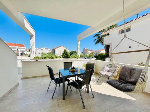 Apartments and Rooms Matesa in Водіце