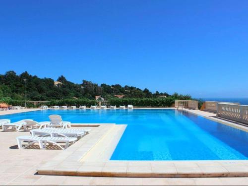 Appartement Les Issambres, 1 pièce, 2 personnes - FR-1-226-494 - Apartment - Saint-Peïre-sur-Mer