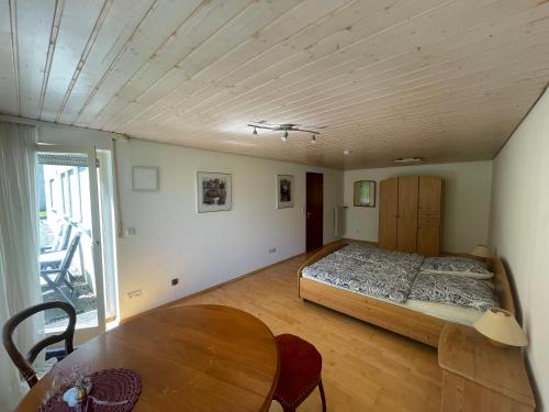 2-Zimmer-Nichtraucher-Ferienwohnung Strobel