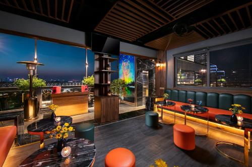 Bar/lounge, Bendecir Hotel & Spa in Hanoi