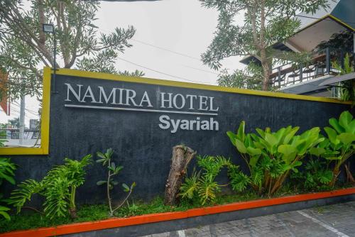 RedDoorz Syariah At Namira Hotel