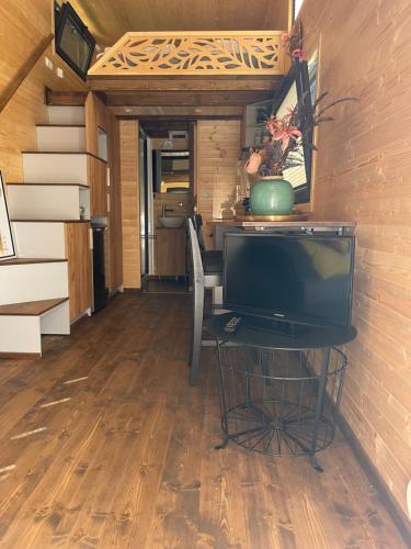 Tiny House Indy-Blue