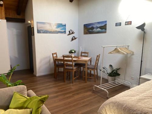  Dachwohnung in der Mitte von Laax-Dorf in Laax