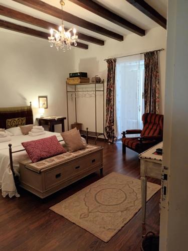  A casa del Nonno in 90010 Isnello