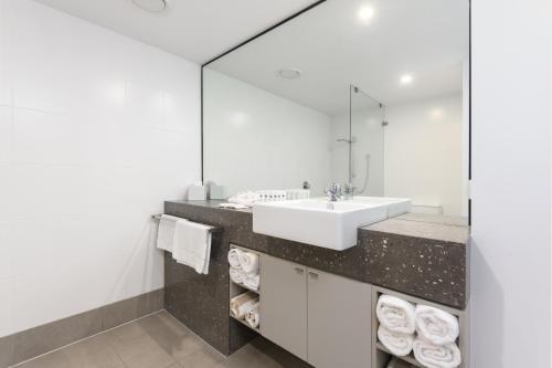 Two-Bedroom Apartment image 6
