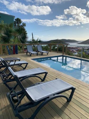 Swimming pool, The Green Iguana Hotel in Charlotte Amalie