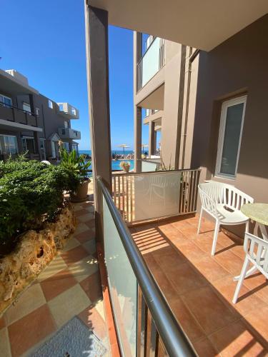 Girogiali beach hotel - image 5