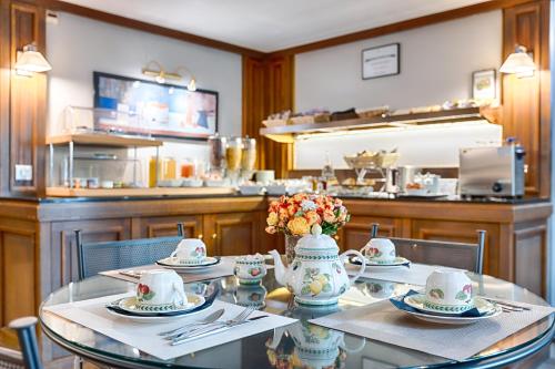 Apollinaire - image 8