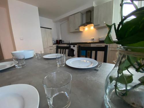 Dachau Altstadt Apartment mit Küche für bis zu 6 Gäste nahe Schloss und ÖPNV (Dachau Altstadt Apartment mit Kuche fur bis zu 6 Gaste nahe Schloss und OPNV) in Dachau