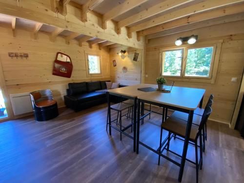 Le Domaine Caribou in Sainte-Opportune-la-Mare