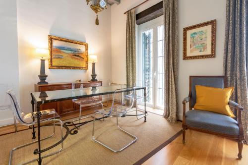 Museum Duplex and Patios, Historical Center, 8 pax, Sevilla (foto 4)